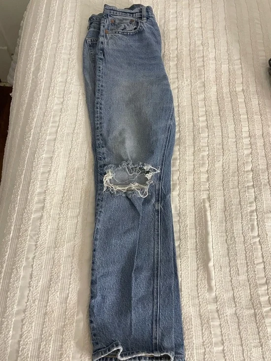 American Eagle Outfitters Light Blue Straight Leg Jeans - Picture 5 of 5